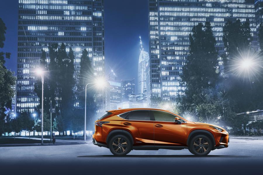  Lexus NX300 2017 года  (JP) (фото 6 из 6)